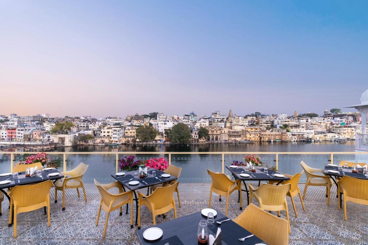 Sarovar - Lake Facing Boutique Hotel On Lake Pichola Udaipur Kültér fotó