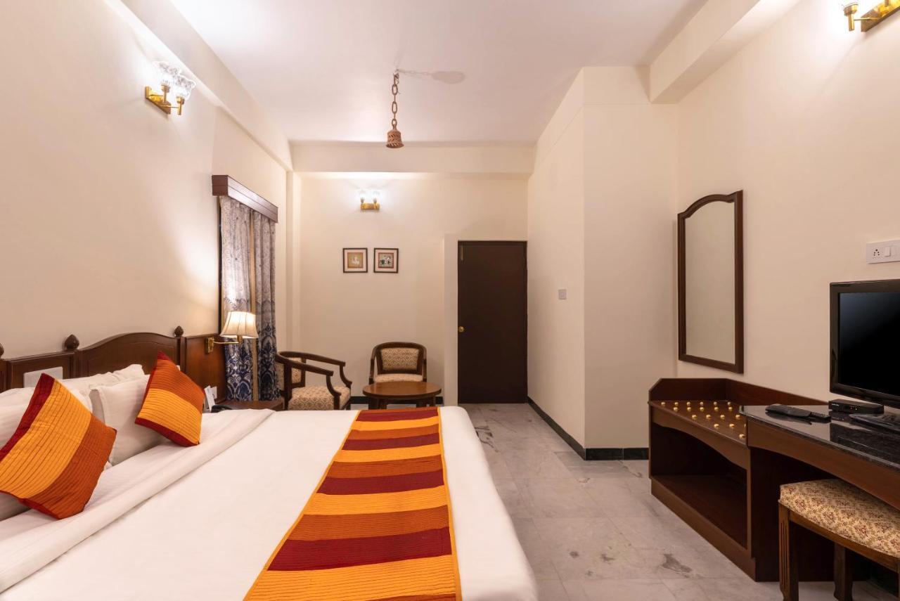 Sarovar - Lake Facing Boutique Hotel On Lake Pichola Udaipur Kültér fotó